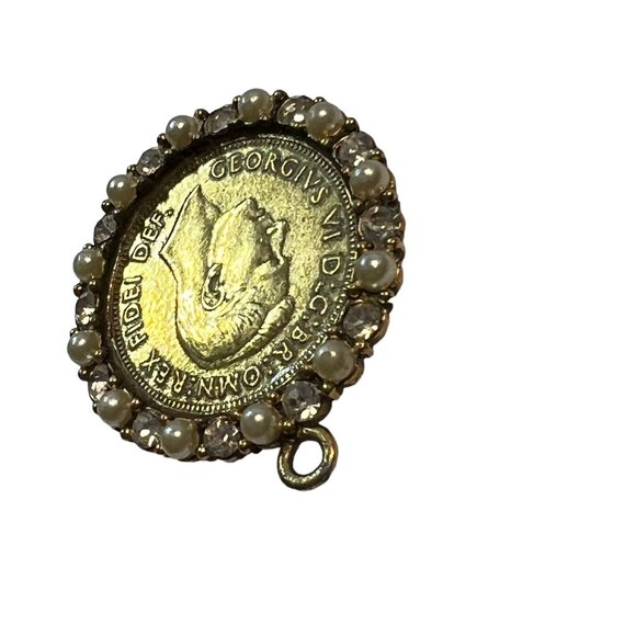 Great Britian Half Penny 1952 Pendant Gold Tone Crystal and Pearl Frame - Picture 6 of 8